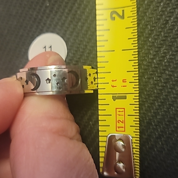 Fidget spinning moon & stars ring - Picture 5 of 5